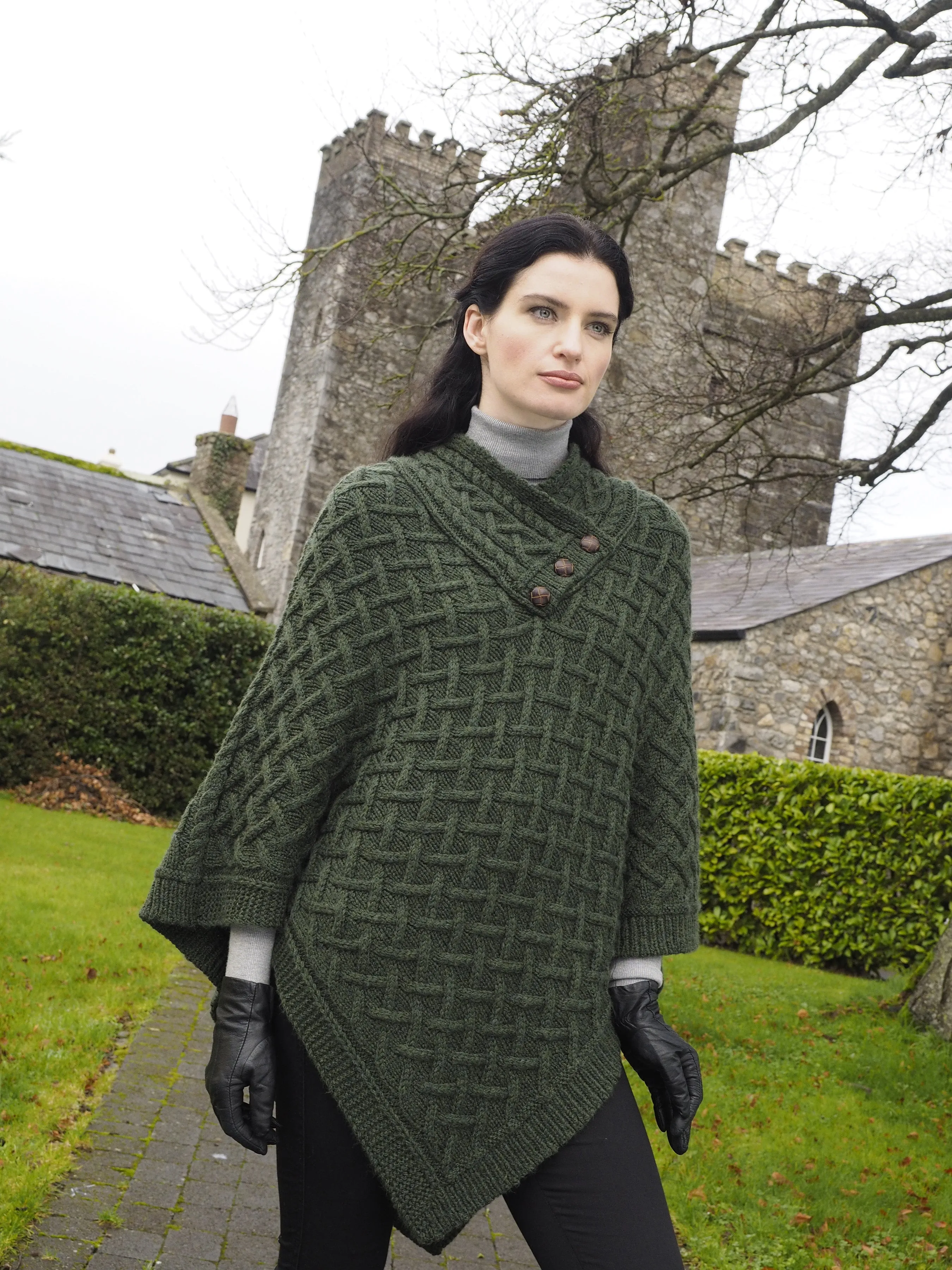 Aran Super Soft Merino Wool Poncho | Green