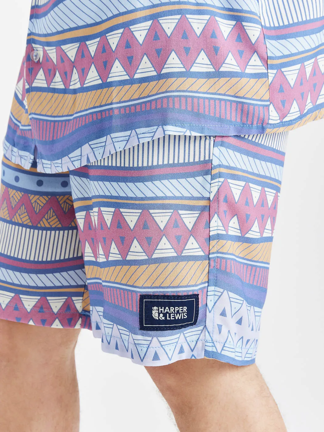 Cove Retro Pattern Shorts