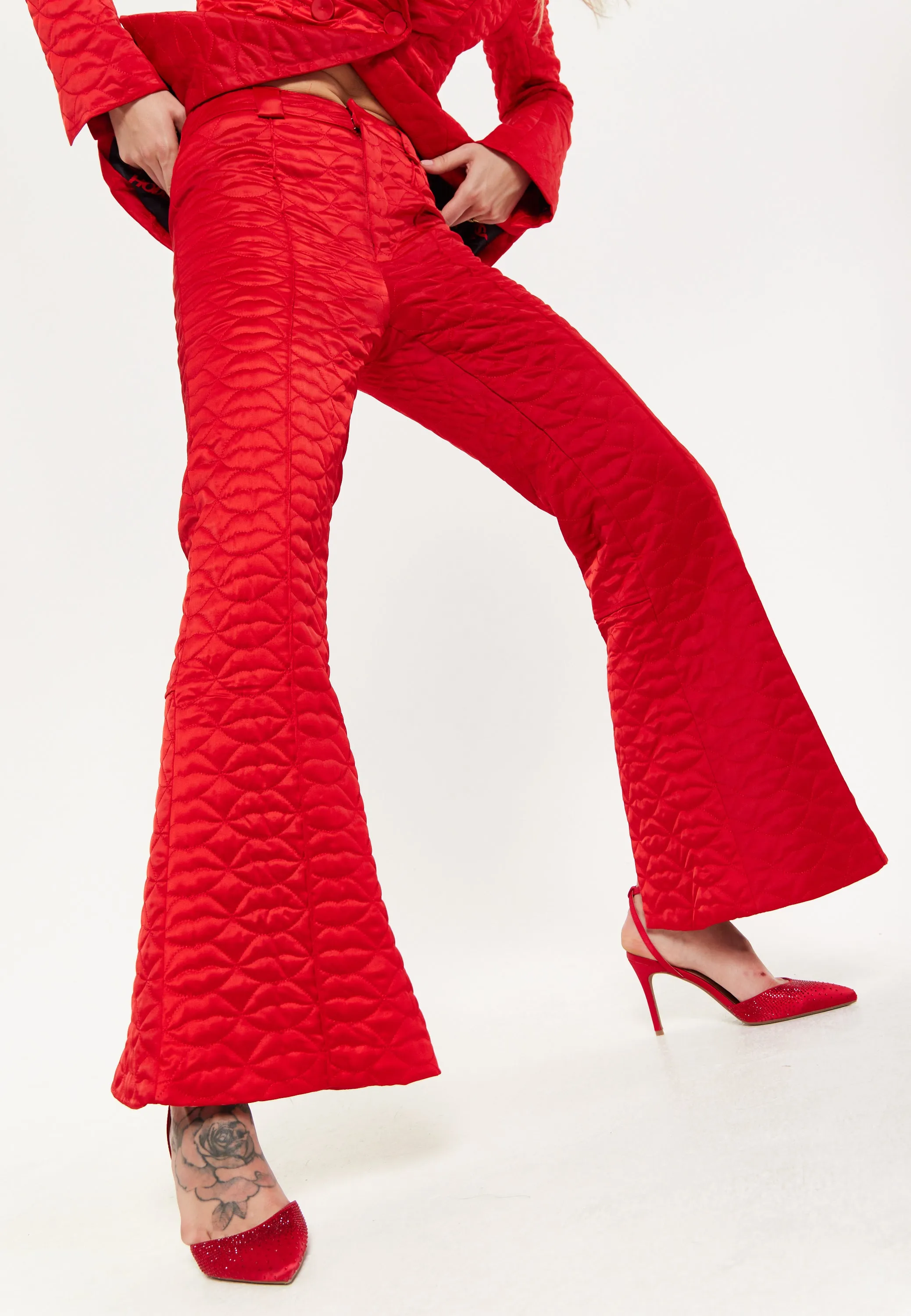 House Of Holland Lips Quilted Trousers In Red