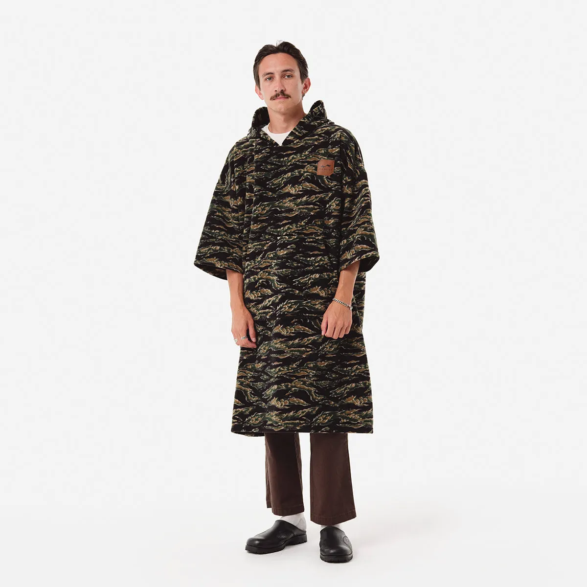 Major Chilling Fleece Poncho